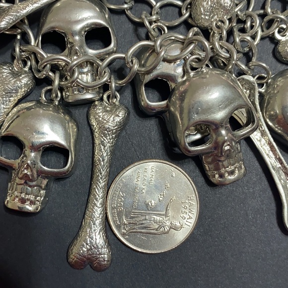 🖤LUCIA💕skull 💀 necklace - Picture 6 of 9